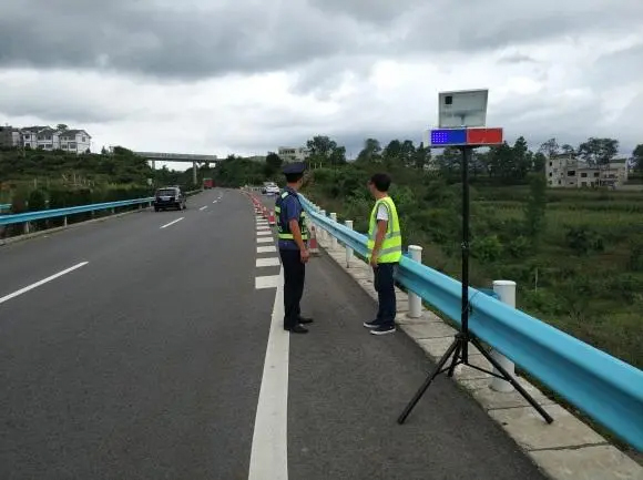 陇南高速公路钢护栏